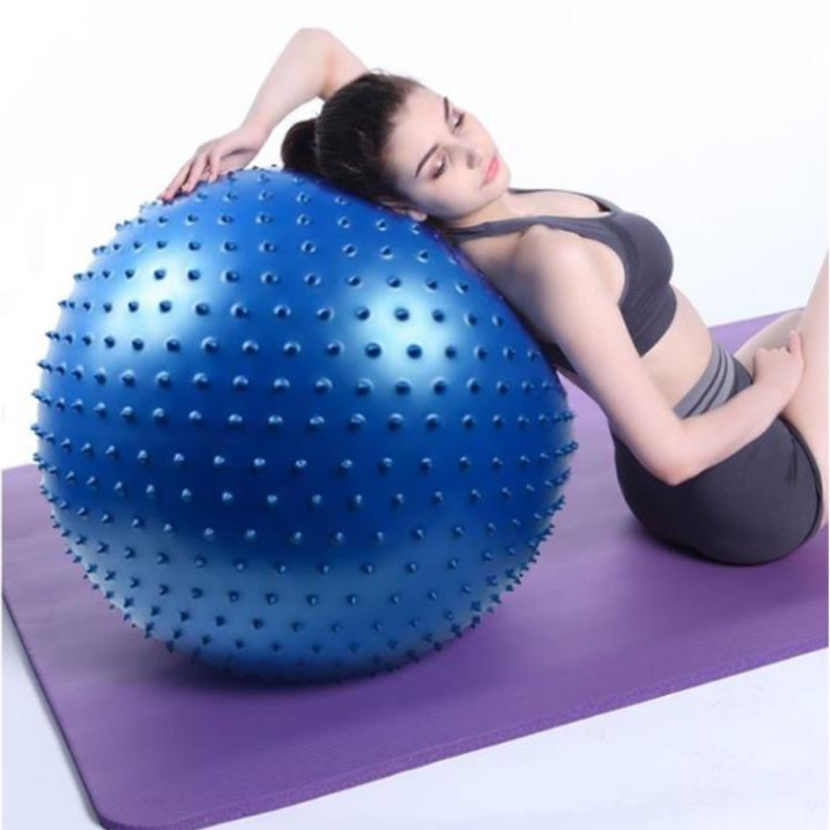 Bóng tập Yoga đường kính 65cm - Với bề mặt gai hỗ trợ massage khi tập